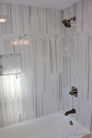 234 Treehaven Rd, Cheektowaga, NY 14215