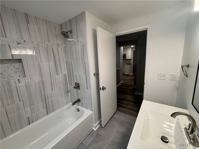 234 Treehaven Rd, Cheektowaga, NY 14215