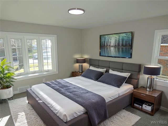 234 Treehaven Rd, Cheektowaga, NY 14215