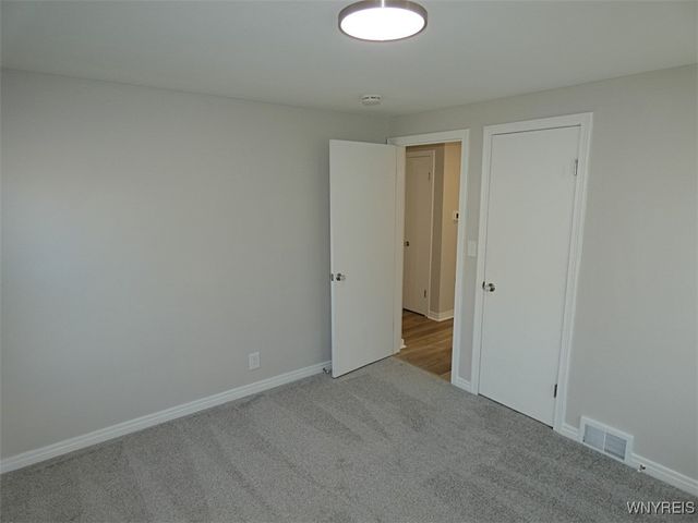 234 Treehaven Rd, Cheektowaga, NY 14215