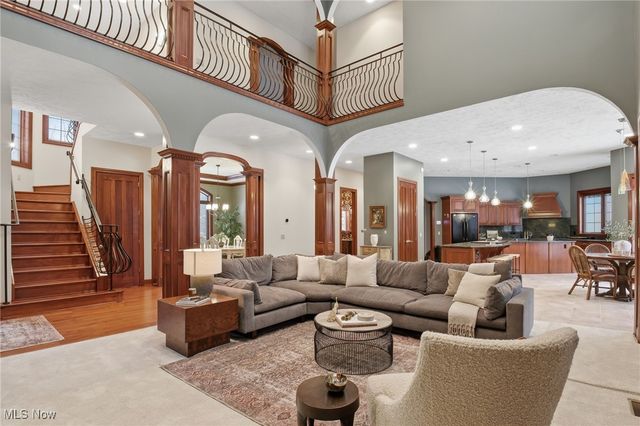 425 Woodside Avenue, Jefferson, OH 44047