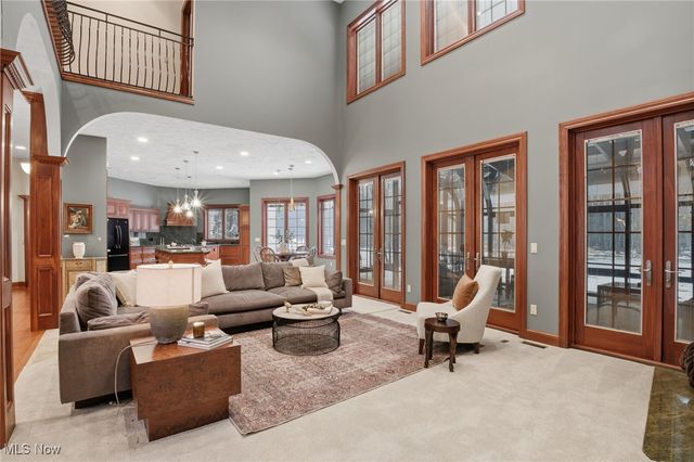 425 Woodside Avenue, Jefferson, OH 44047