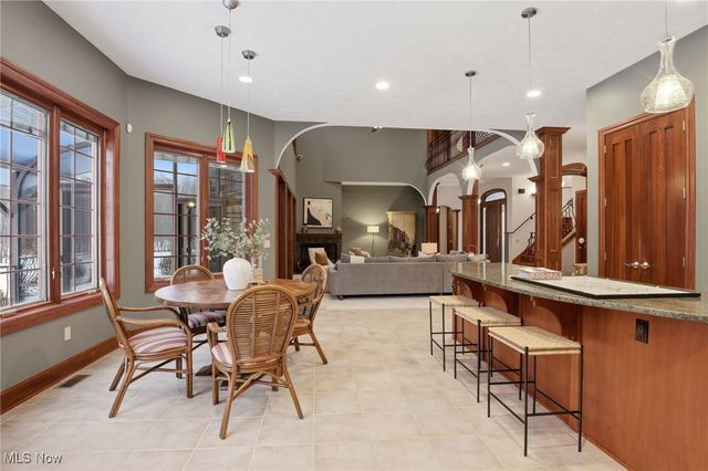 425 Woodside Avenue, Jefferson, OH 44047