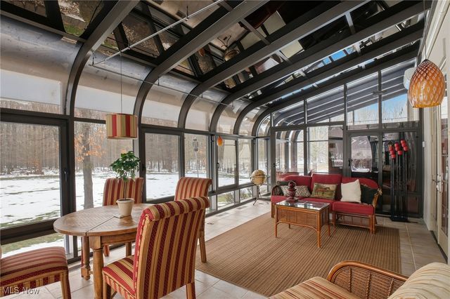 425 Woodside Avenue, Jefferson, OH 44047