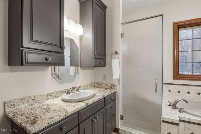 425 Woodside Avenue, Jefferson, OH 44047