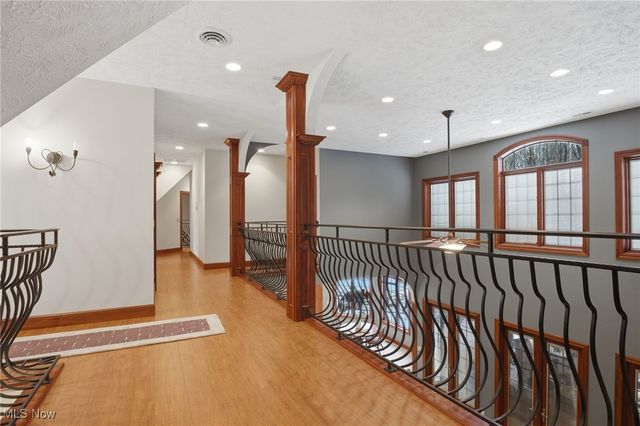 425 Woodside Avenue, Jefferson, OH 44047