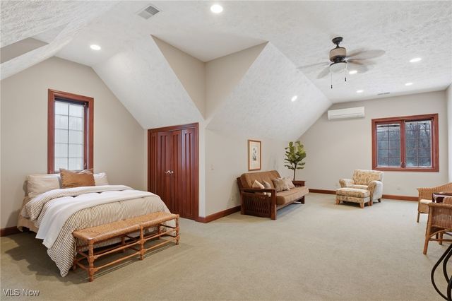 425 Woodside Avenue, Jefferson, OH 44047