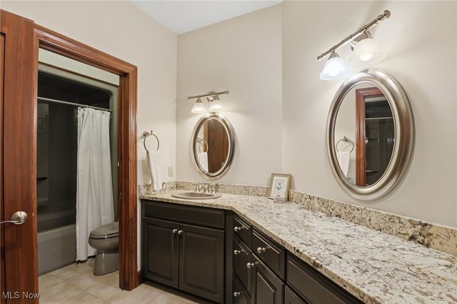 425 Woodside Avenue, Jefferson, OH 44047