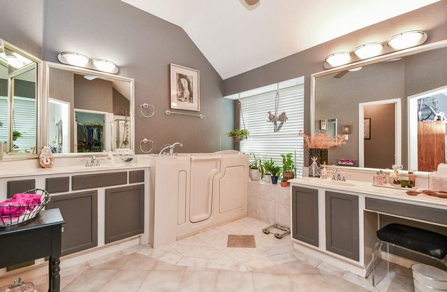 1211 Magnolia Woods Court, Sugar Land, TX 77479