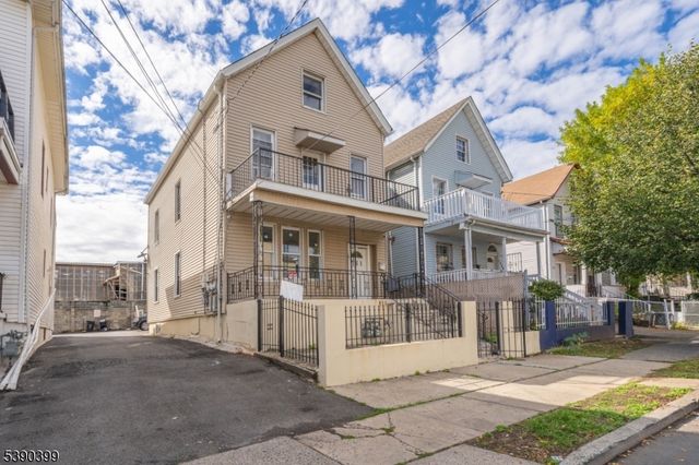 606 S Park St 2, Elizabeth City, NJ 07206