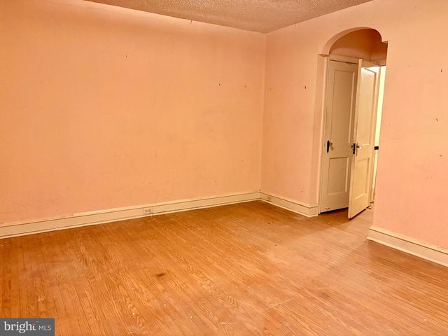 5757 DREXEL RD, Philadelphia, PA 19131