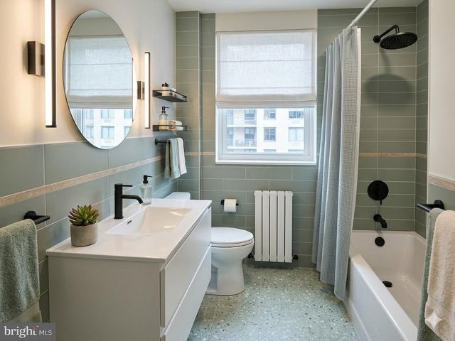 5757 DREXEL RD, Philadelphia, PA 19131