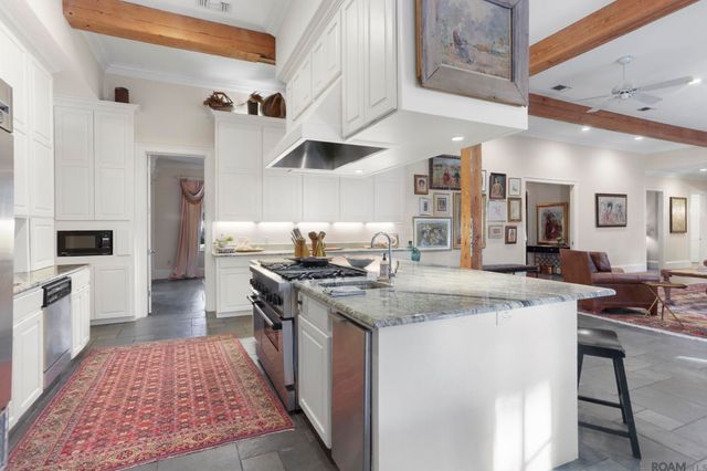 9551 Myrtles Ln, St Francisville, LA 70775