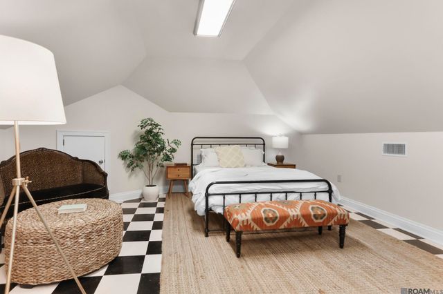 9551 Myrtles Ln, St Francisville, LA 70775