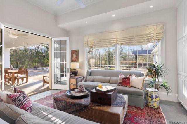 9551 Myrtles Ln, St Francisville, LA 70775