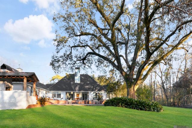 9551 Myrtles Ln, St Francisville, LA 70775