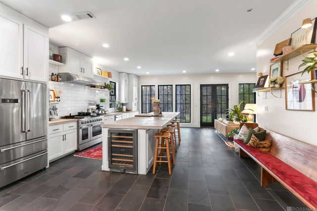 9551 Myrtles Ln, St Francisville, LA 70775