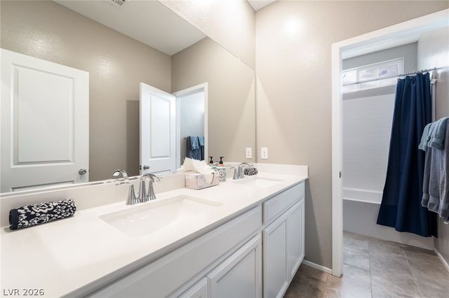 524 Shophia Skye Street 214, Henderson, NV 89052