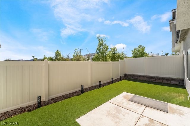 524 Shophia Skye Street 214, Henderson, NV 89052