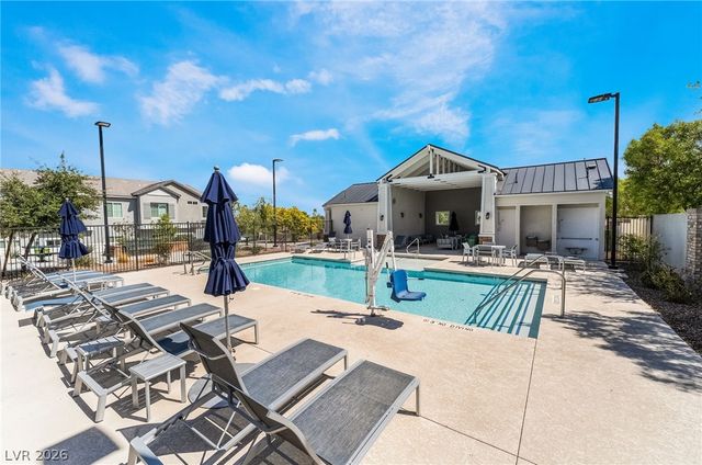 524 Shophia Skye Street 214, Henderson, NV 89052