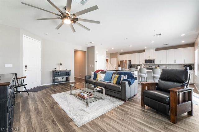524 Shophia Skye Street 214, Henderson, NV 89052