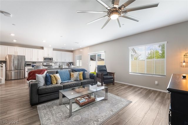 524 Shophia Skye Street 214, Henderson, NV 89052
