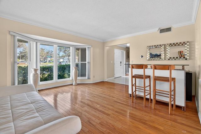 88 HARBOR OAKS CIRCLE, Safety Harbor, FL 34695