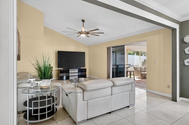 88 HARBOR OAKS CIRCLE, Safety Harbor, FL 34695