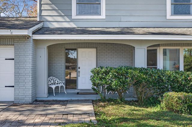 88 HARBOR OAKS CIRCLE, Safety Harbor, FL 34695