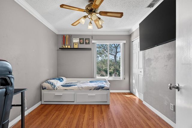 88 HARBOR OAKS CIRCLE, Safety Harbor, FL 34695