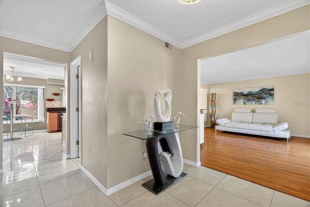 88 HARBOR OAKS CIRCLE, Safety Harbor, FL 34695