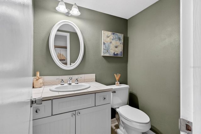 88 HARBOR OAKS CIRCLE, Safety Harbor, FL 34695