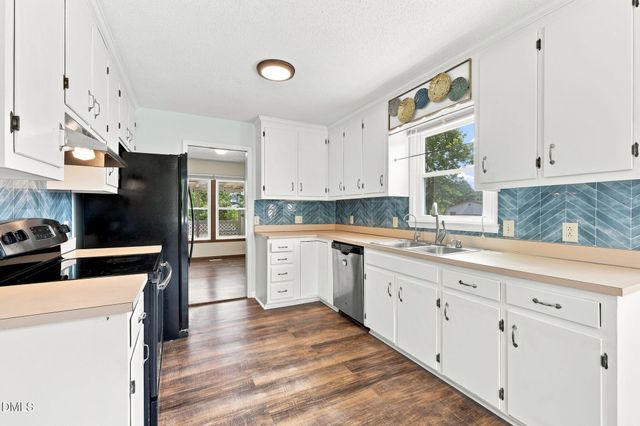 10545 Oakley Road, Zebulon, NC 27597