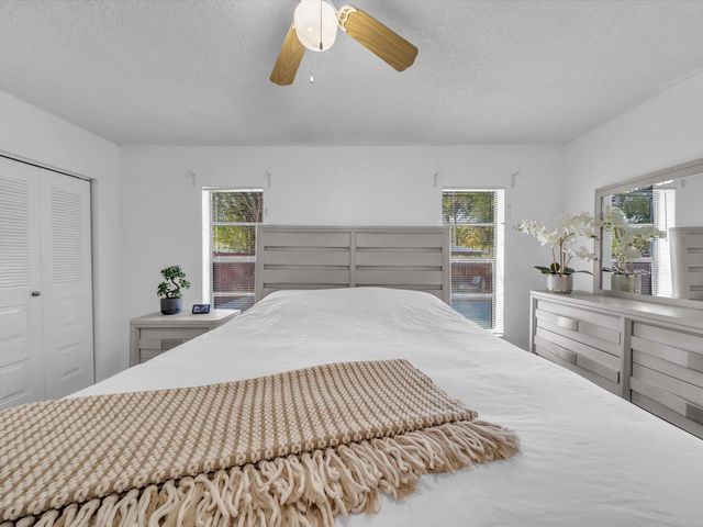 2790 NW 91st Avenue, Coral Springs, FL 33065