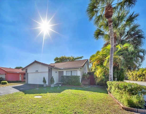 2790 NW 91st Avenue, Coral Springs, FL 33065