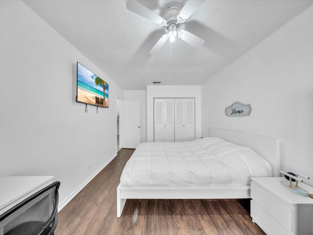 2790 NW 91st Avenue, Coral Springs, FL 33065