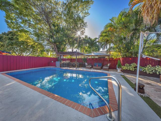 2790 NW 91st Avenue, Coral Springs, FL 33065