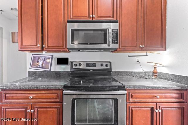 4925 Winsor Cove, D'iberville, MS 39540