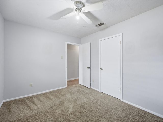 7621 Meadowbrook Drive, Watauga, TX 76148