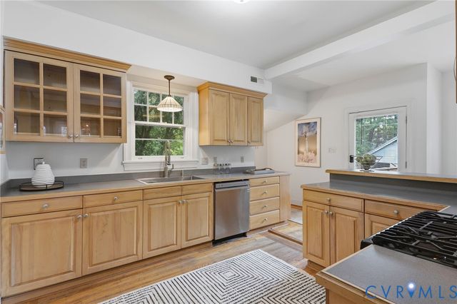 4603 Forest Hill Ave, Richmond, VA 23225