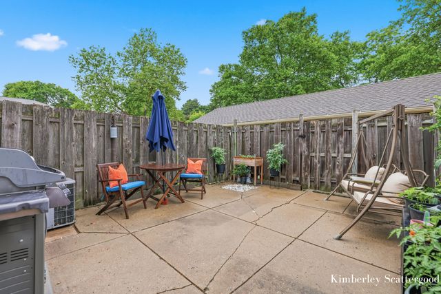 1946 Georgetown Drive SE, Grand Rapids, MI 49506