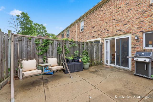1946 Georgetown Drive SE, Grand Rapids, MI 49506