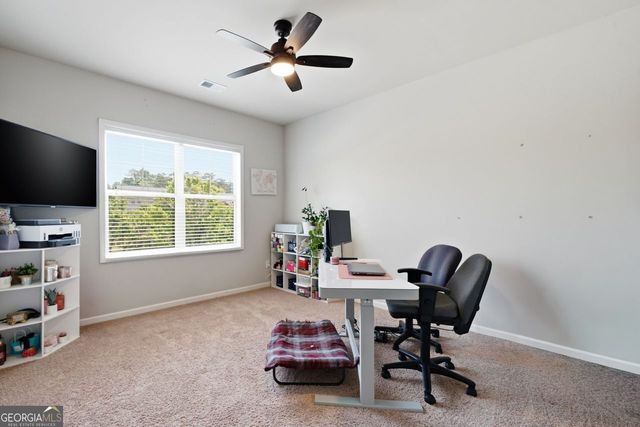 522 Woodburn Lane, Lawrenceville, GA 30044