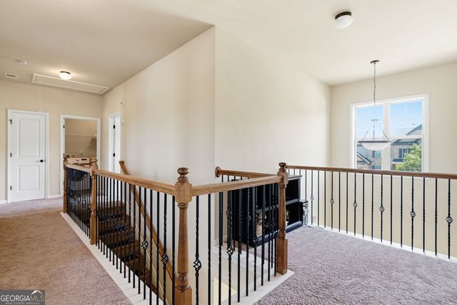522 Woodburn Lane, Lawrenceville, GA 30044