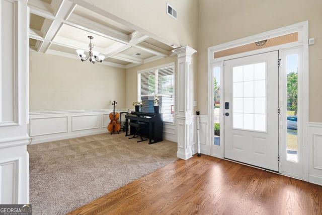 522 Woodburn Lane, Lawrenceville, GA 30044