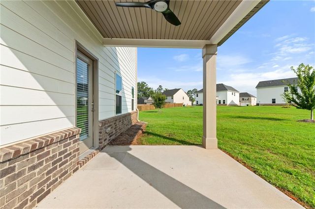 404 DAFFODIL Lane, Mcdonough, GA 30253