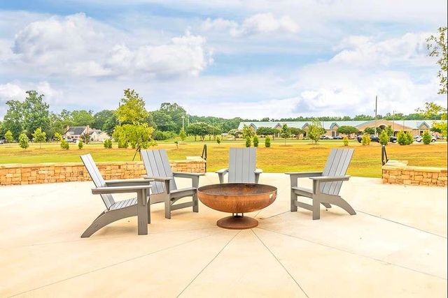 404 DAFFODIL Lane, Mcdonough, GA 30253