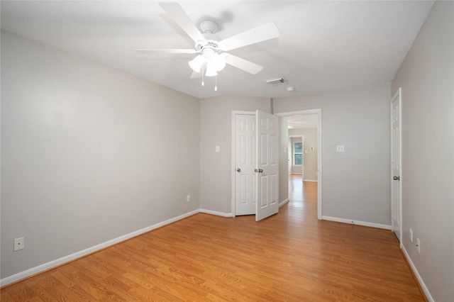 707 Lytton Springs, Spring, TX 77373