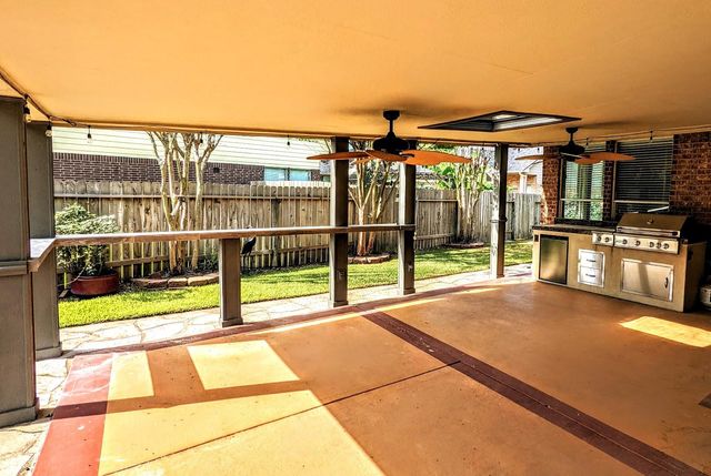 707 Lytton Springs, Spring, TX 77373