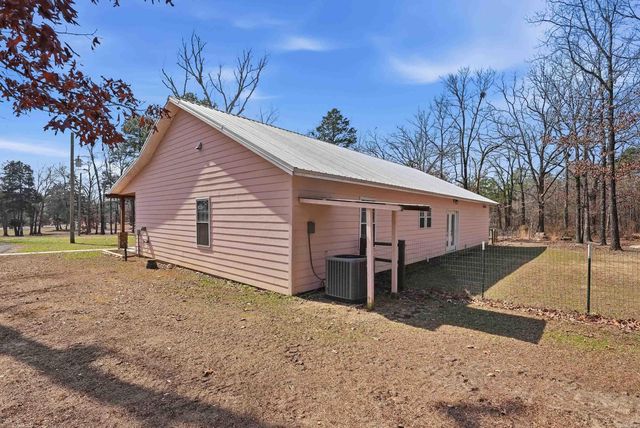 99 Sherrill King Dr., Quitman, AR 72058